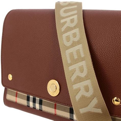 borsa burberry 3515997 61b|Women's Burberry Handbags .